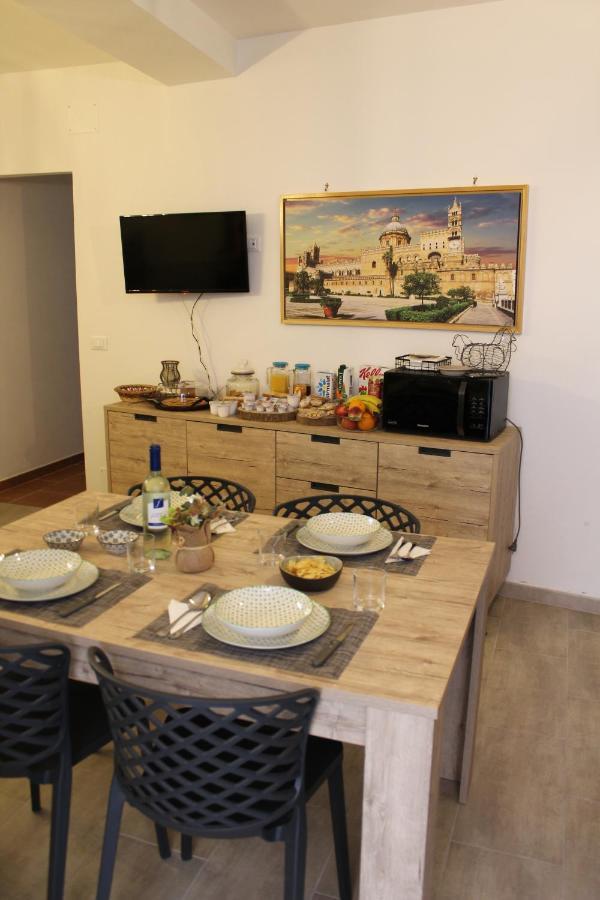 Zisa Home Ai Cantieri Culturali-Facile Posteggio In Strada No Ticket Palermo Dış mekan fotoğraf