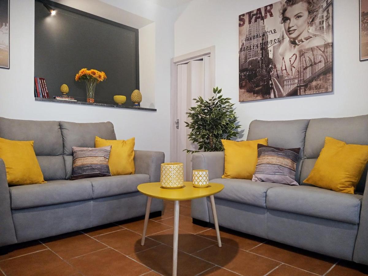 Zisa Home Ai Cantieri Culturali-Facile Posteggio In Strada No Ticket Palermo Dış mekan fotoğraf